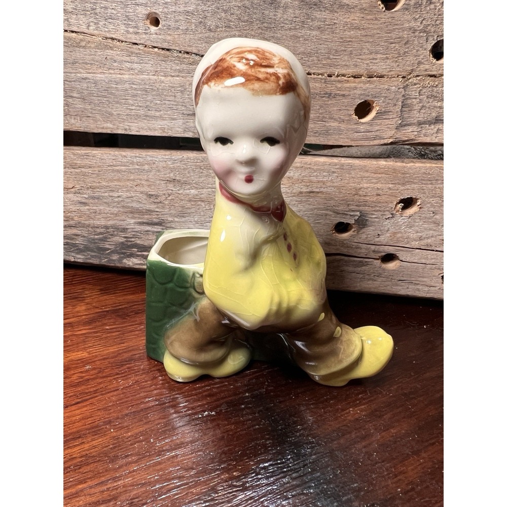 Vintage Mid Century MCM USA Art Planter Boy by Well  Decor Kitschy